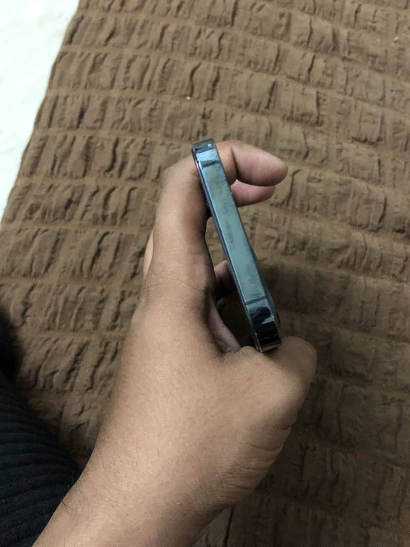 Apple iPhone 12 Pro 7
