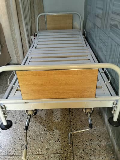 surgical bed for sale. 03014423209