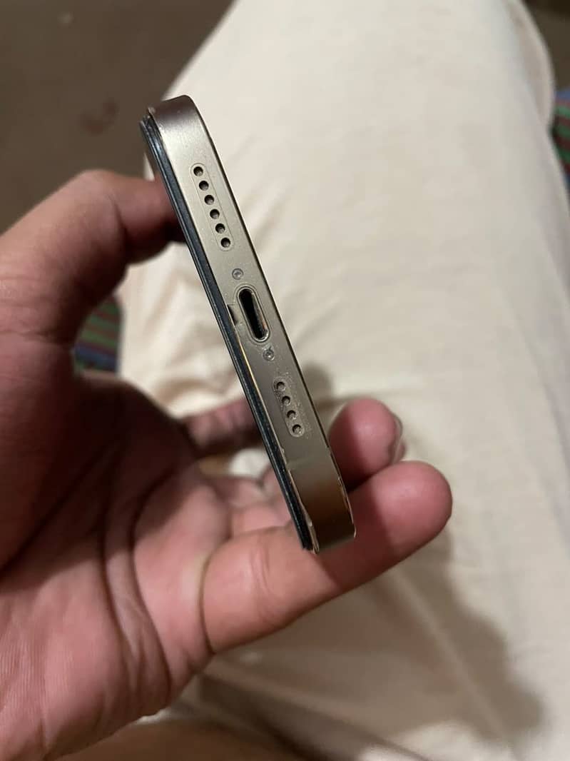 Apple iPhone 12 Pro Max 5