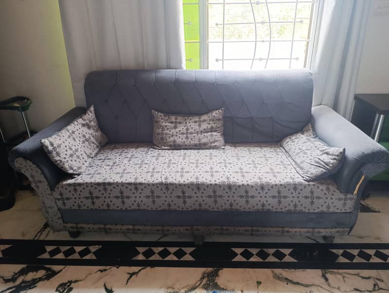 5 seater Sofa with Table 2