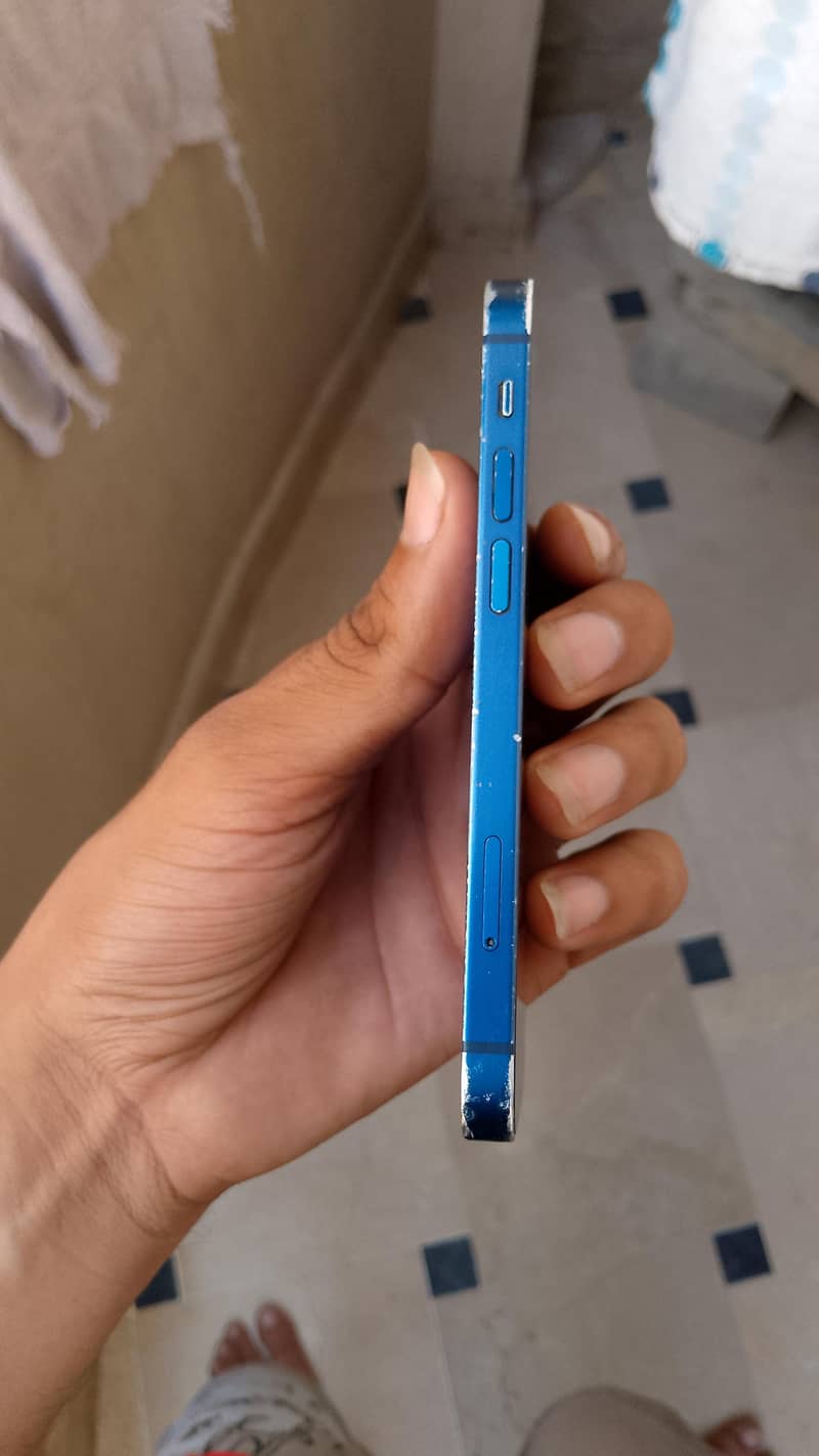 Apple iPhone 12 mini 2