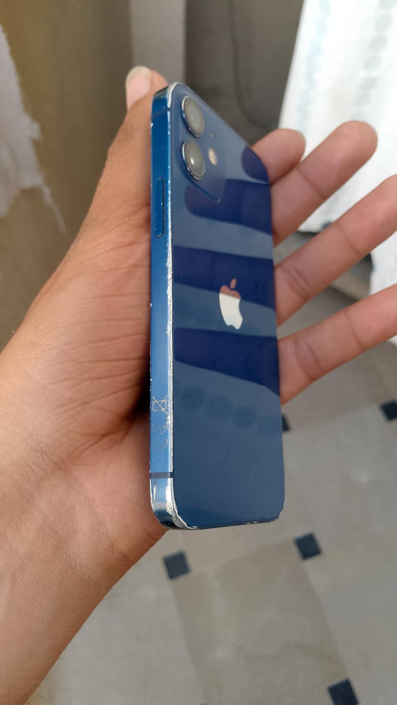 Apple iPhone 12 mini 3