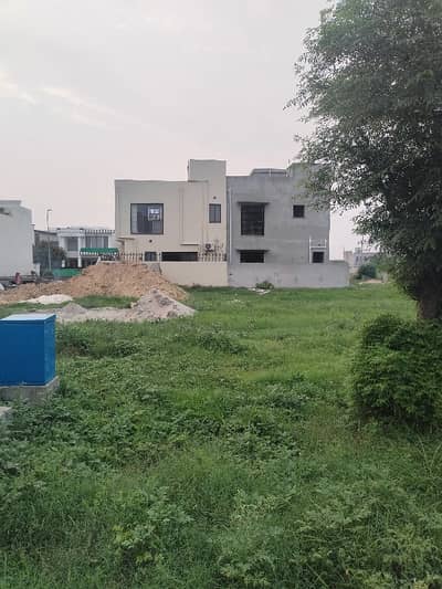 Investor Rate 12 Marla Residential Plot In Central Johar Town For Sale