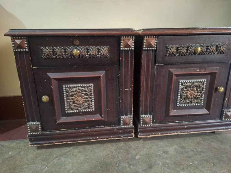 3pc bed set with side tables 2