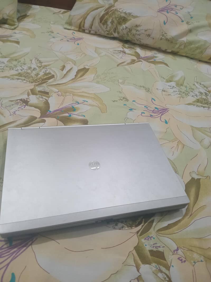 Laptop core I 5 First generation 2