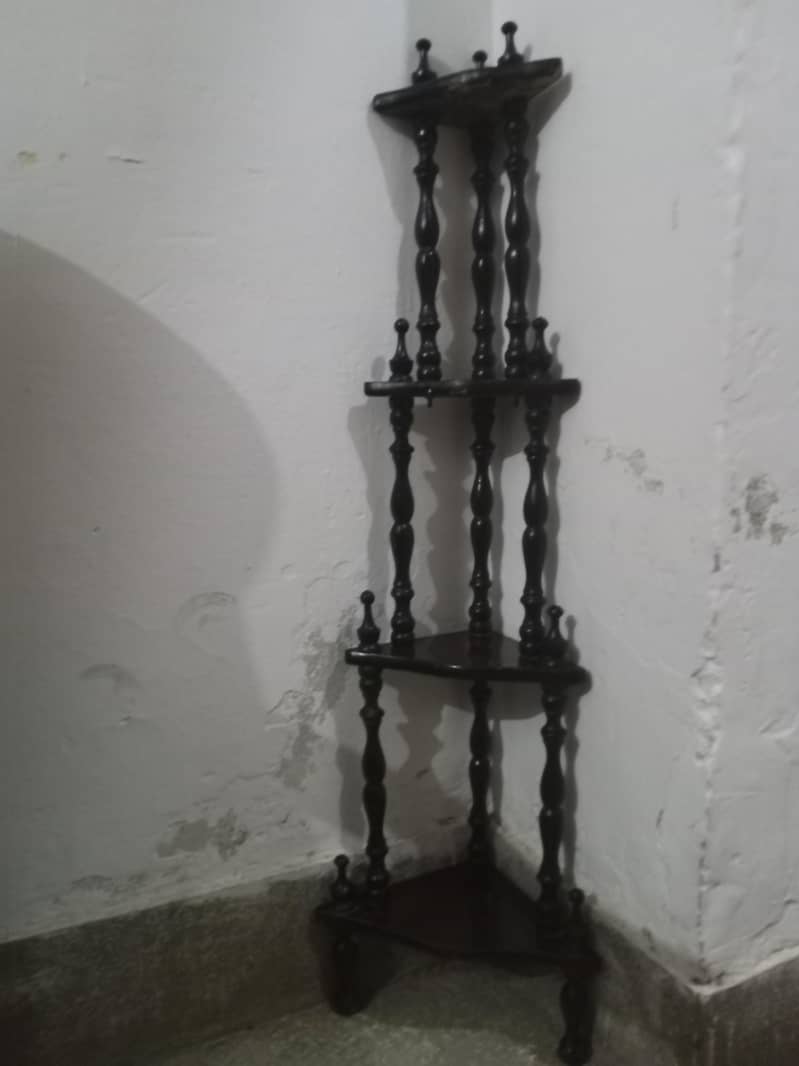 corner  decoration 1