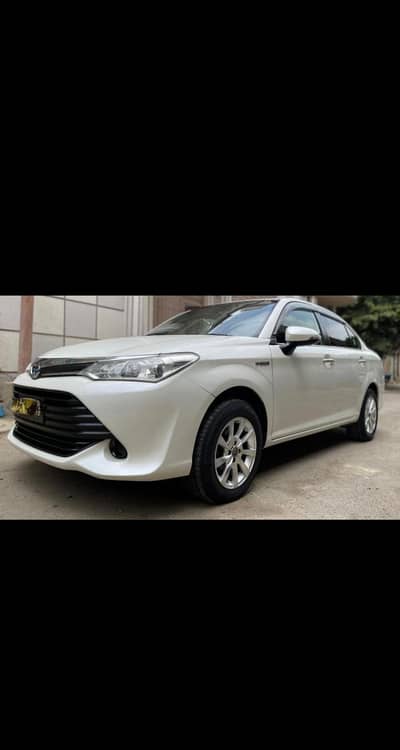 Toyota Corolla Axio 2016