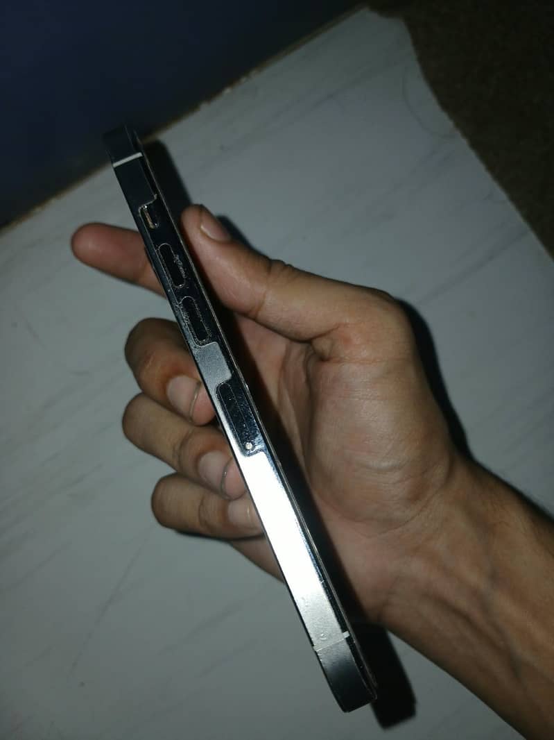 Apple iPhone 13 Pro 3