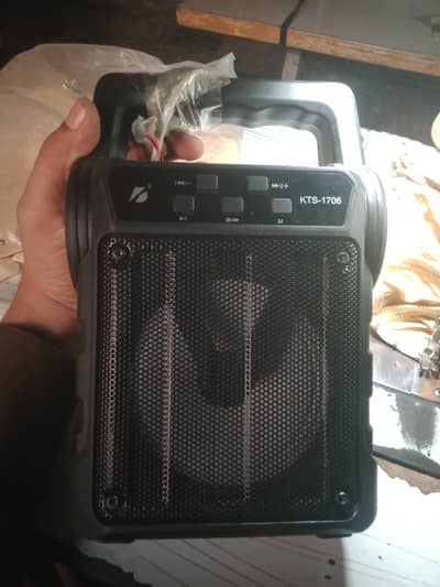 Bluetooth speaker