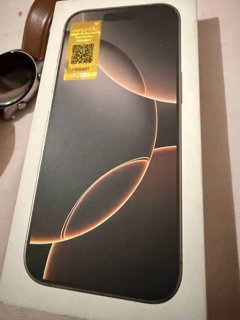 Apple iPhone 16 Pro 1