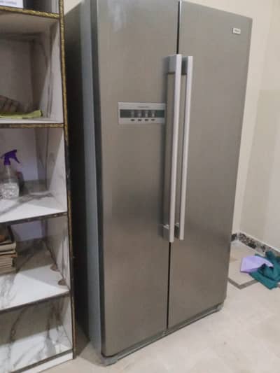 Haier Refrigerator/Double Door Refrigerator/Side-by-Side/HRF-663DTA2