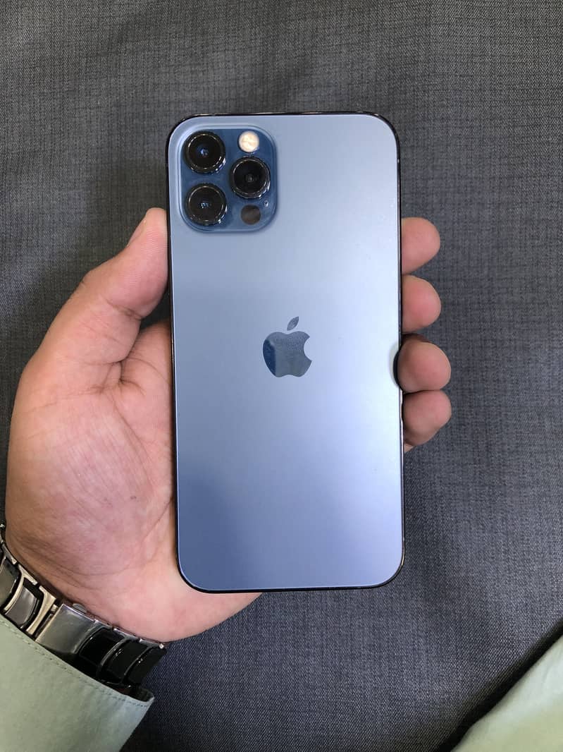 Apple iPhone 12 Pro 1