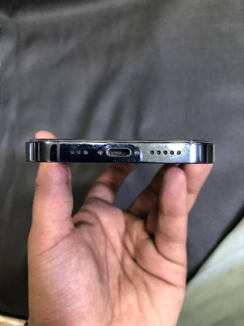 Apple iPhone 12 Pro 7