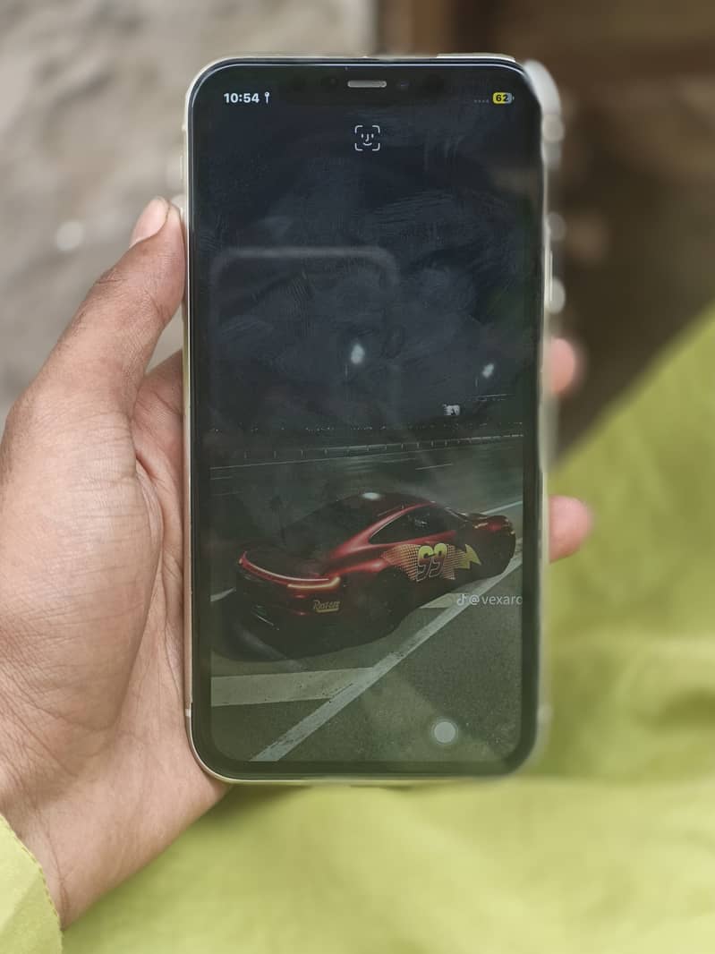 Apple iPhone 11 7