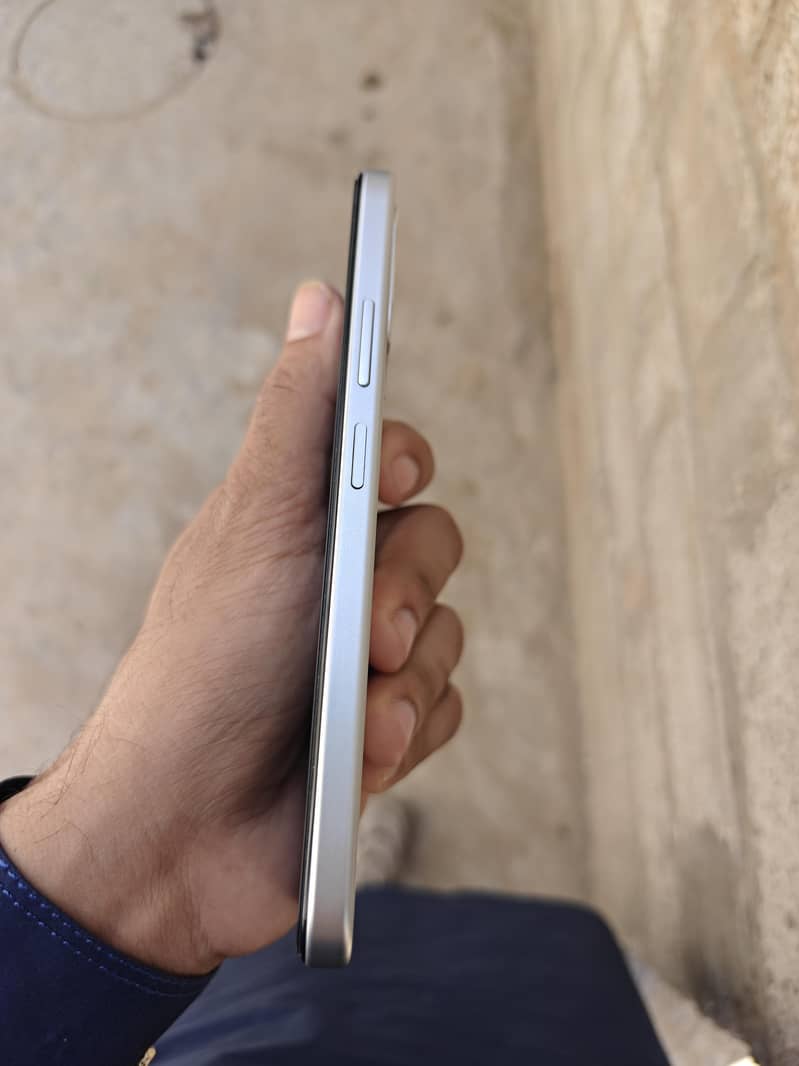OPPO A6s 2