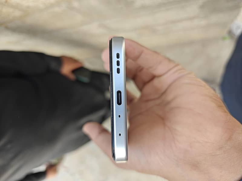 OPPO A6s 5