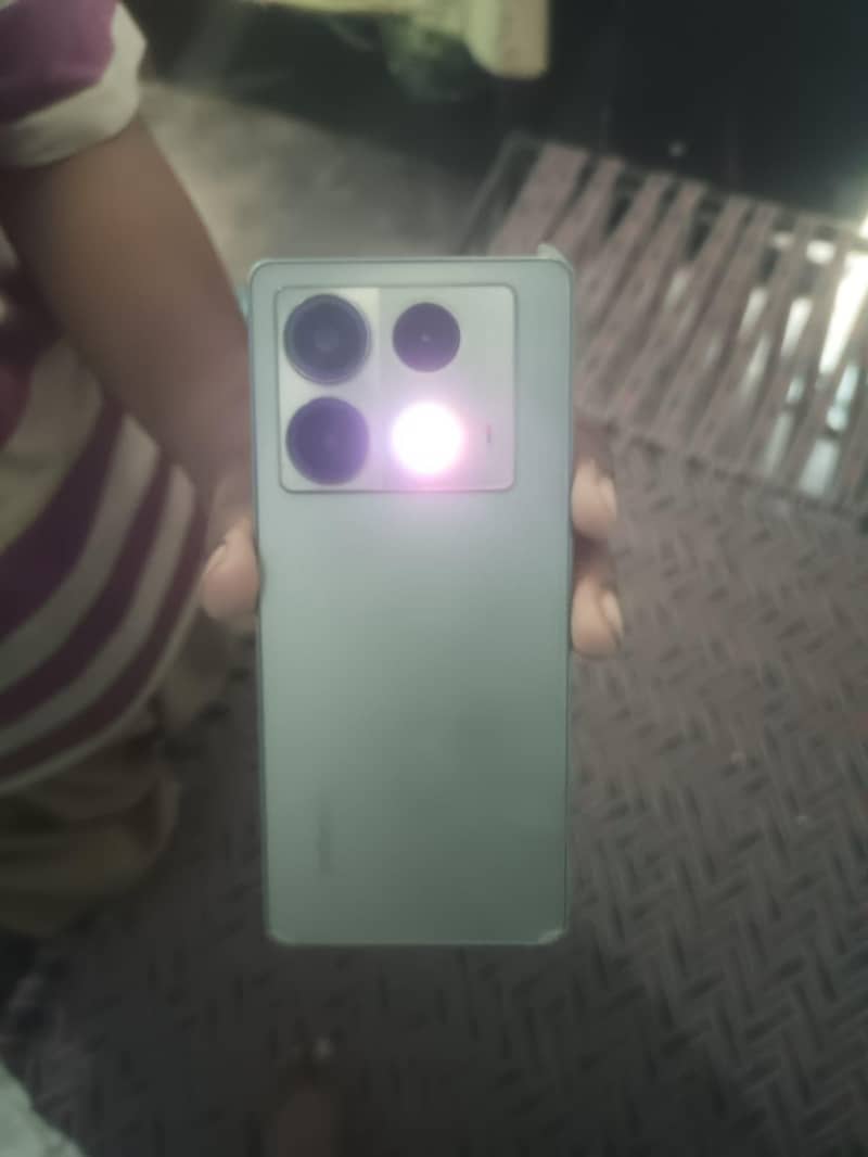 Infinix Note 40 0