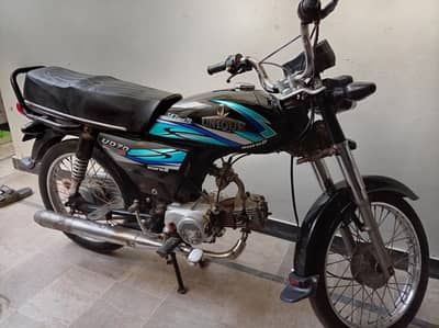 Unique CD70 KARACHI NUMBER