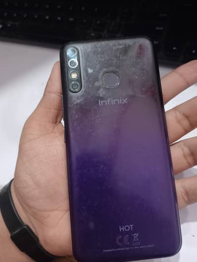 Infinix Hot 8