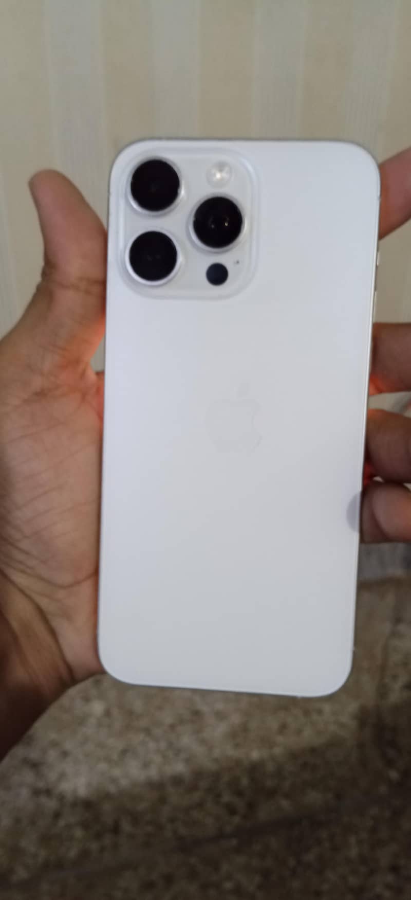 iphone 15 pro max jv 3