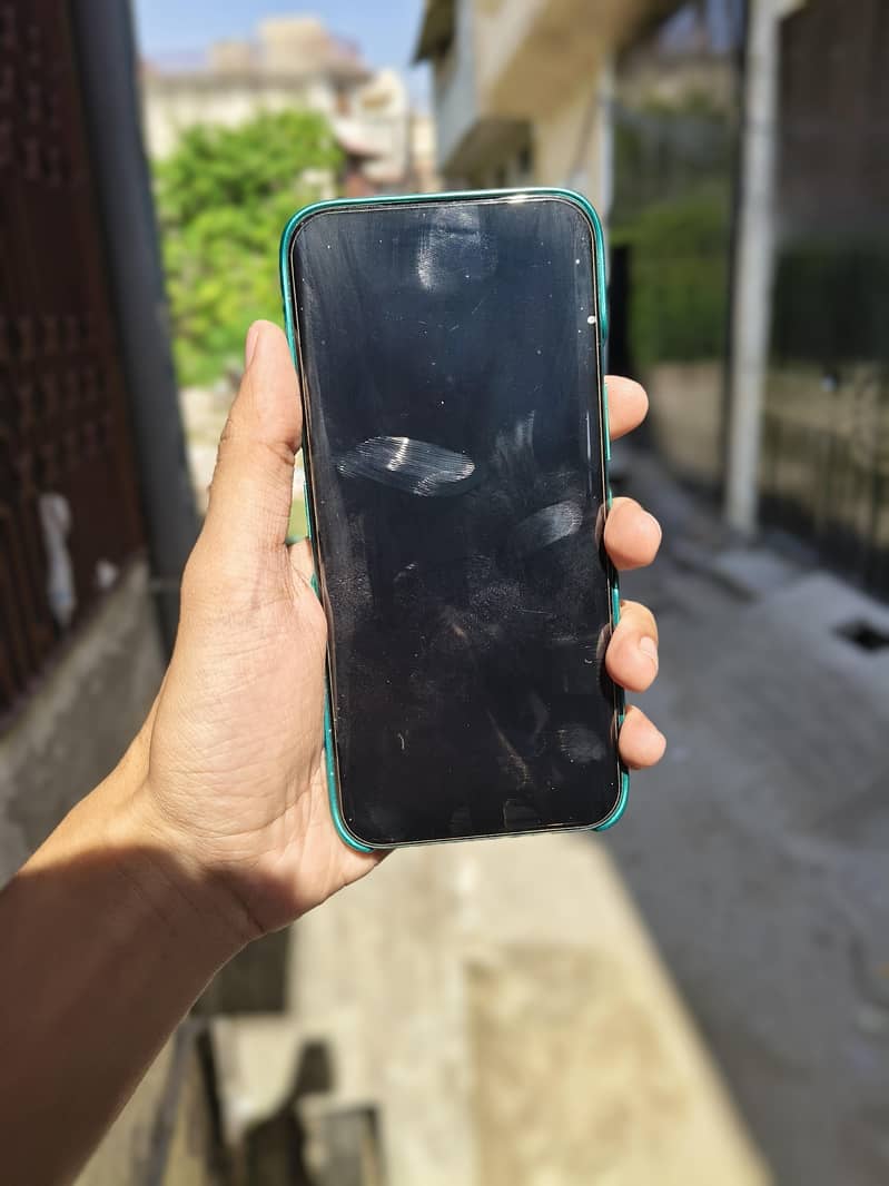 Tecno camon 50 pro 0