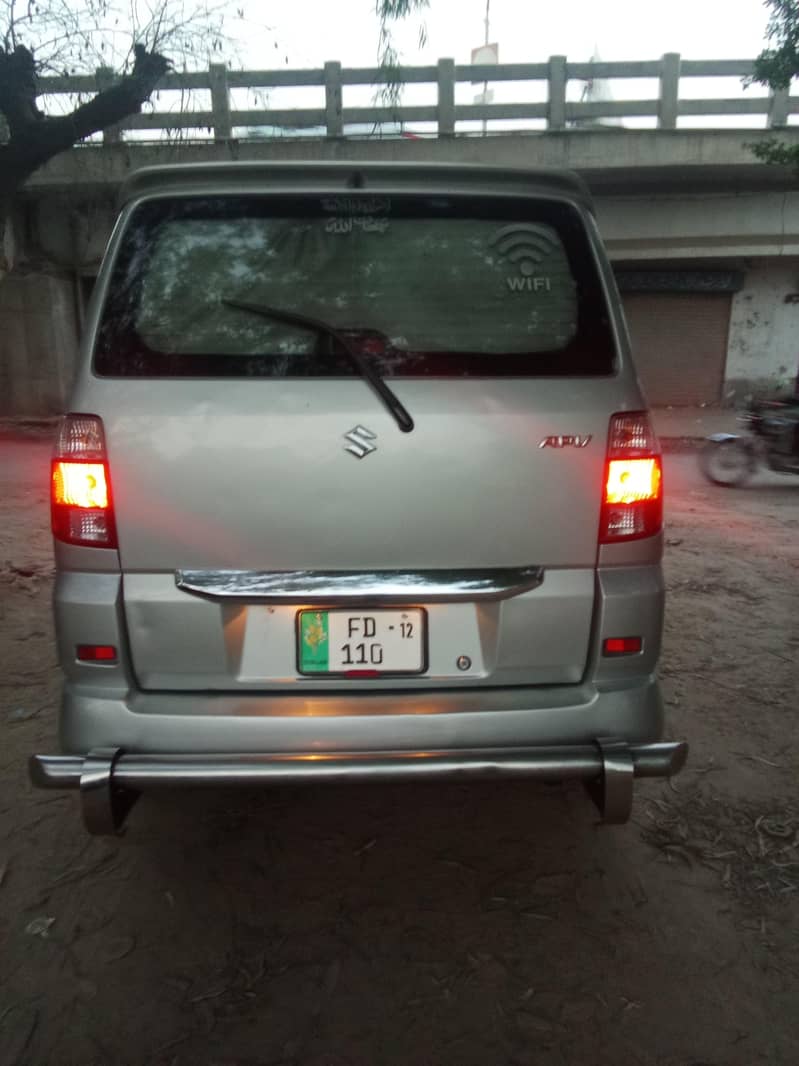Suzuki APV 2012 1