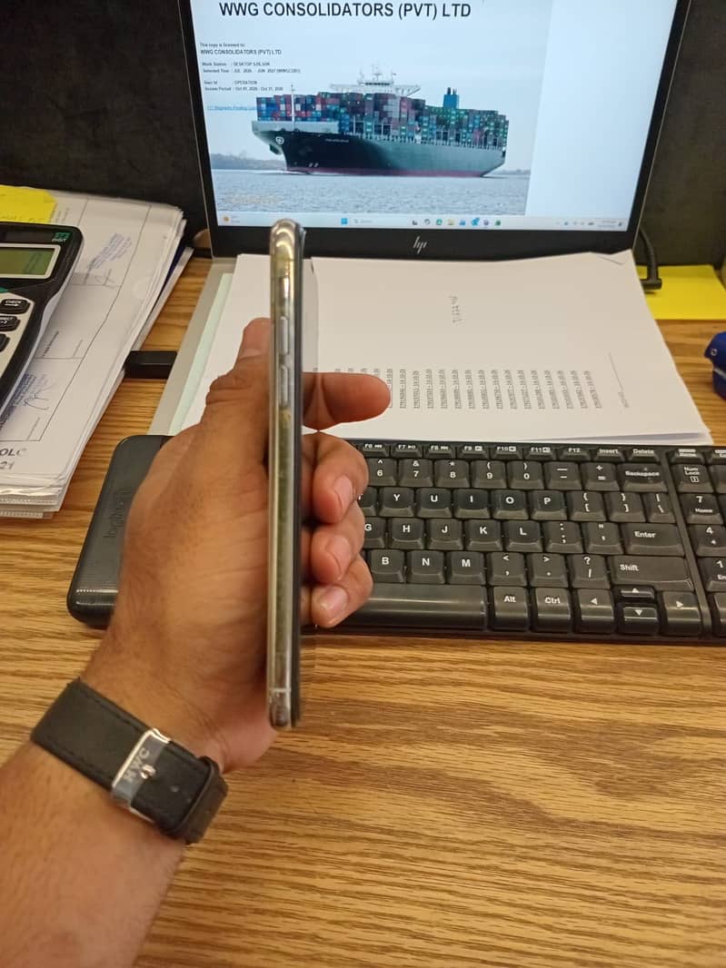 Apple iPhone X 0