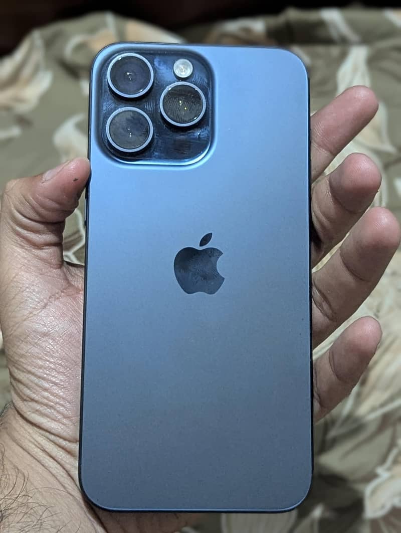 Apple iPhone 15 Pro Max with box 0