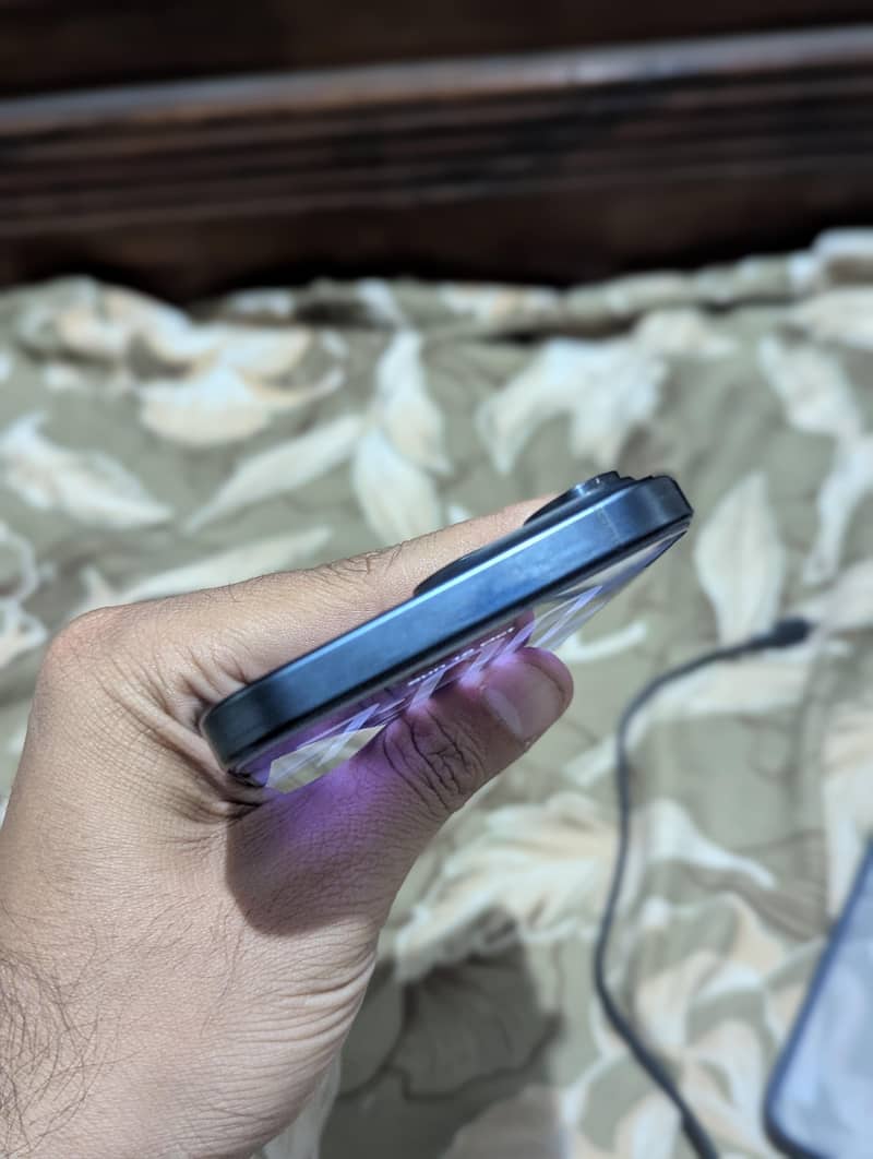Apple iPhone 15 Pro Max with box 5
