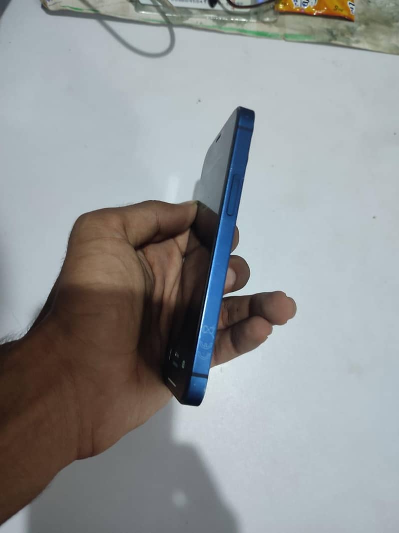 Apple iPhone 12 mini 5