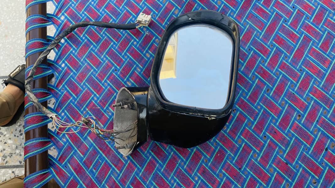 Reborn side mirror 0