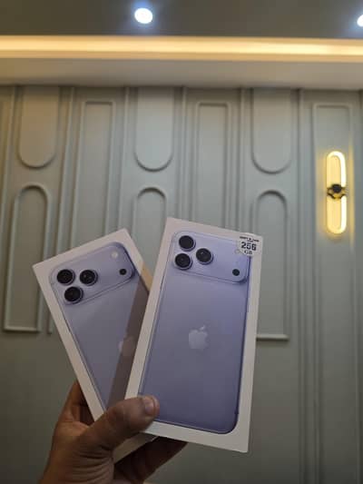 18pro max Factory unlock BoX pack 256GB glacier non active Esim model