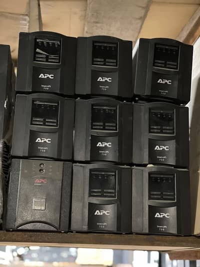 APC Smart UPS SMT750i 750VA UPS
