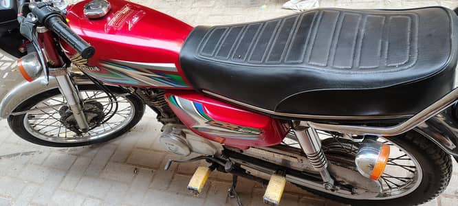 Honda 125 2023 total original bike first owner