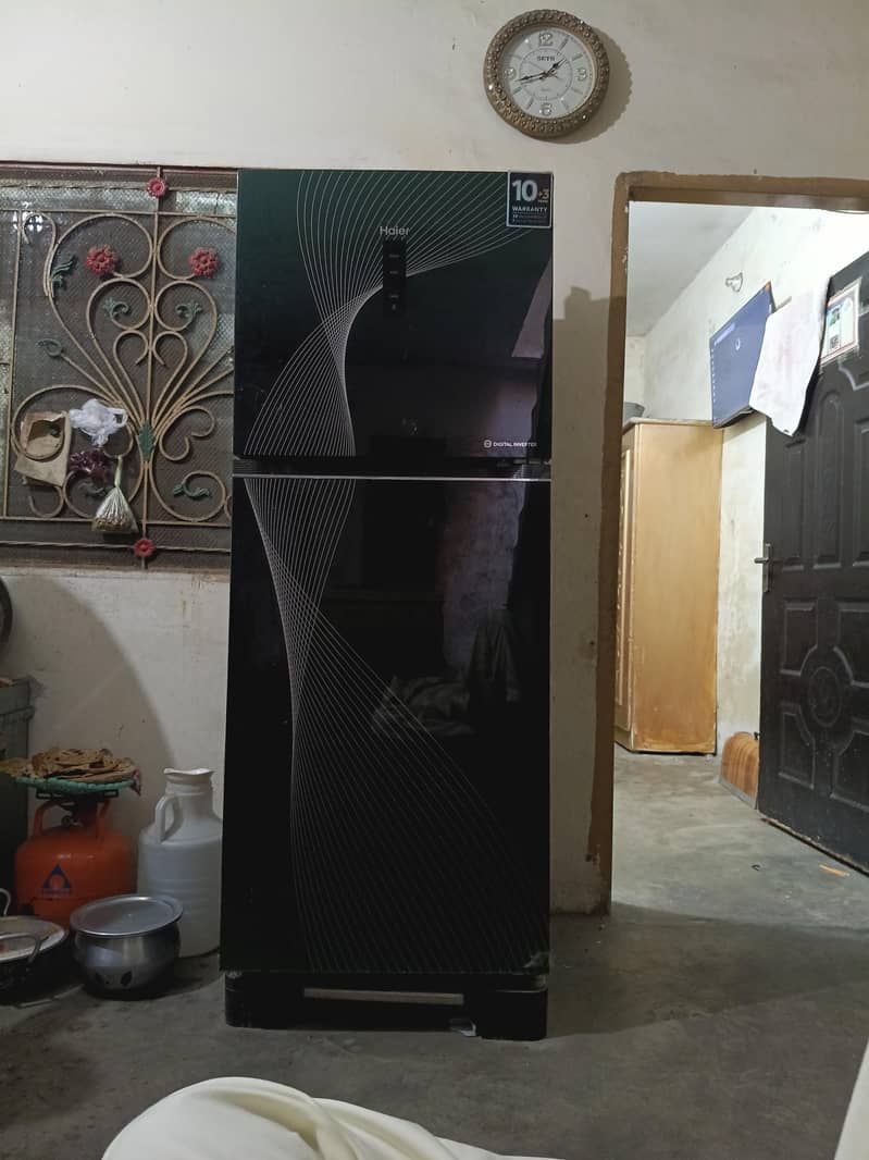 refrigerator 0