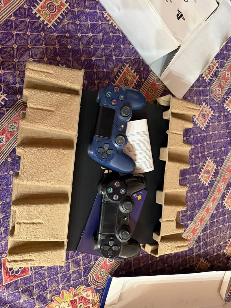PS 4 pro 3