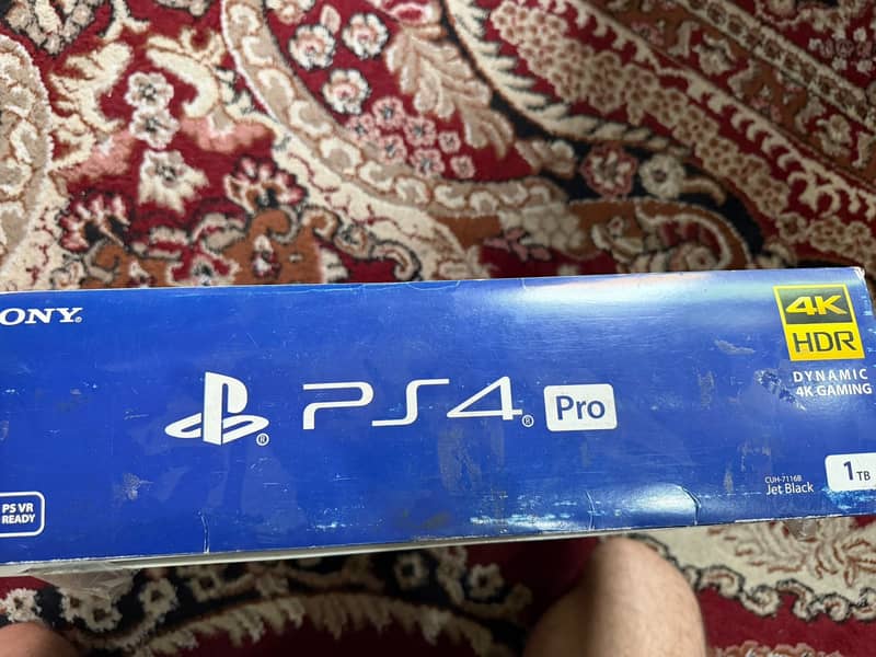PS 4 pro 5