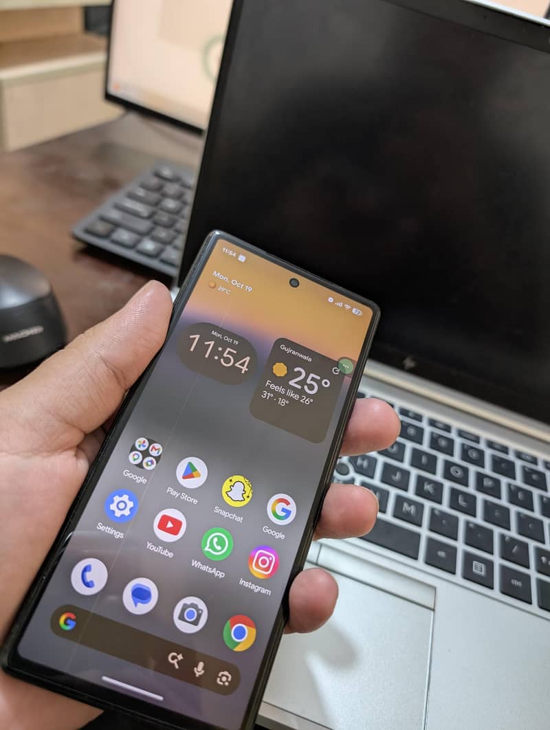 Google Pixel 6a 1