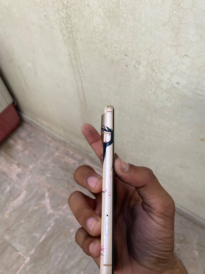 Google Pixel 8 5
