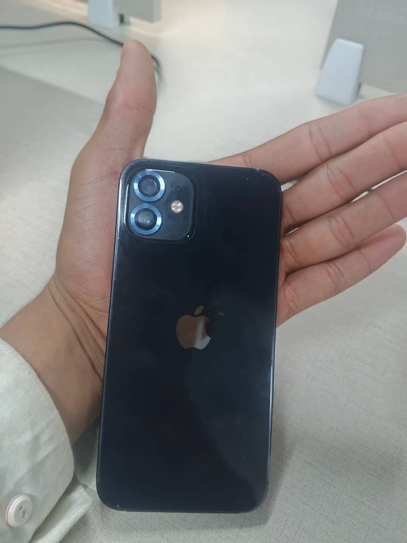 Apple iPhone 12 0
