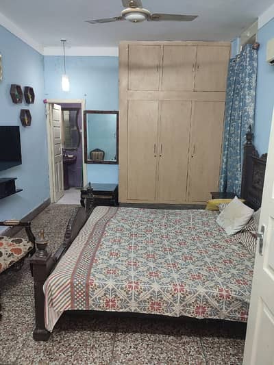 10 marla lower portion house in Iqbal Town