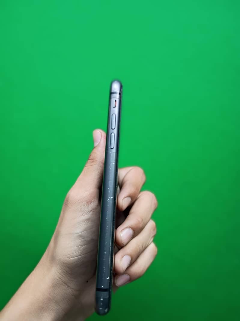 Apple iPhone 11 2