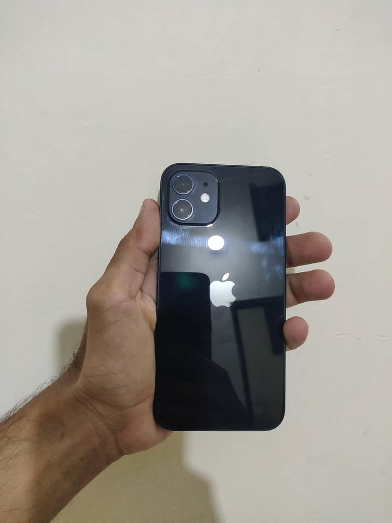 Apple iPhone 12 2