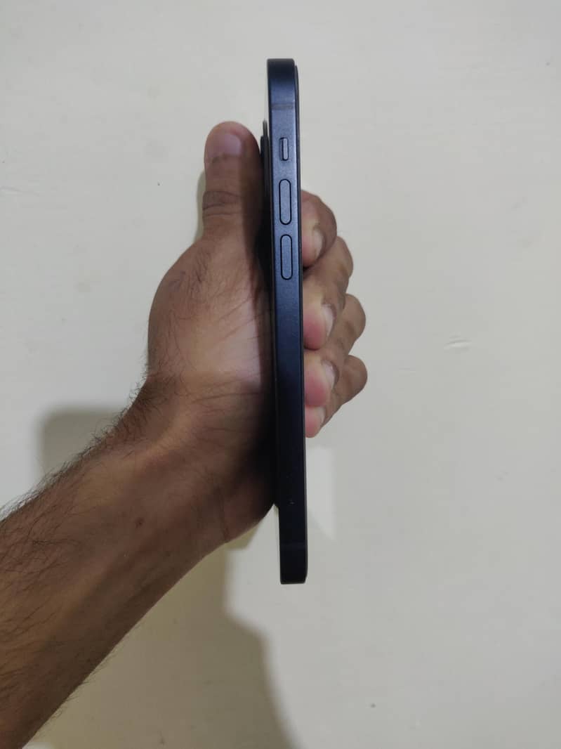 Apple iPhone 12 5