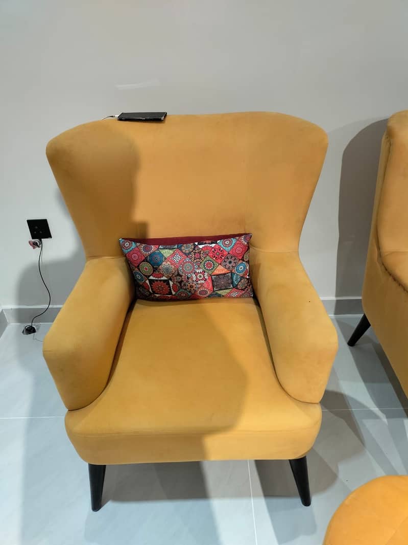 Chairs with stool 2