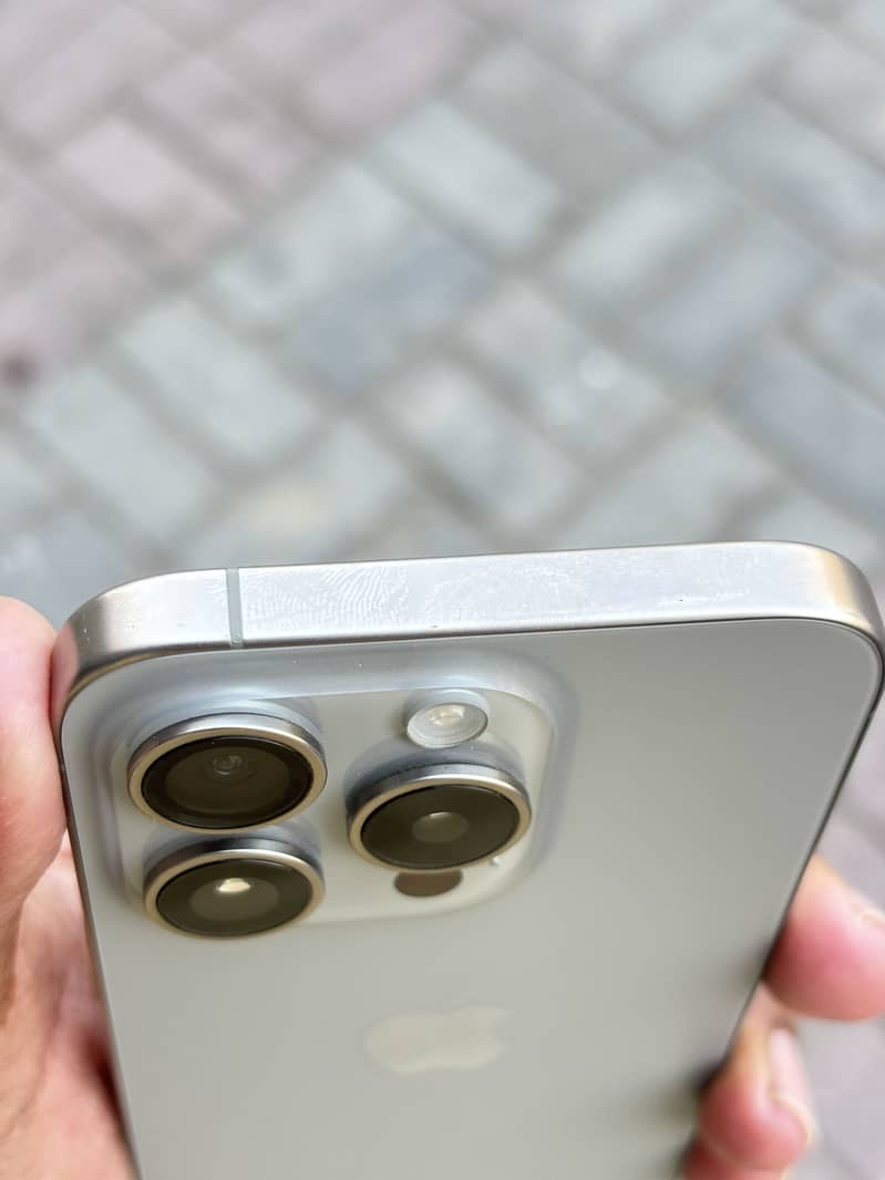 Apple iPhone 15 Pro 5