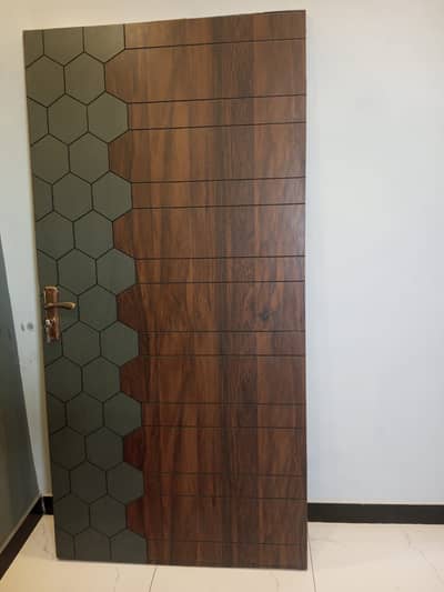 Modern Wooden Door with Unique Hexagon Design – 39 x 78 Inches