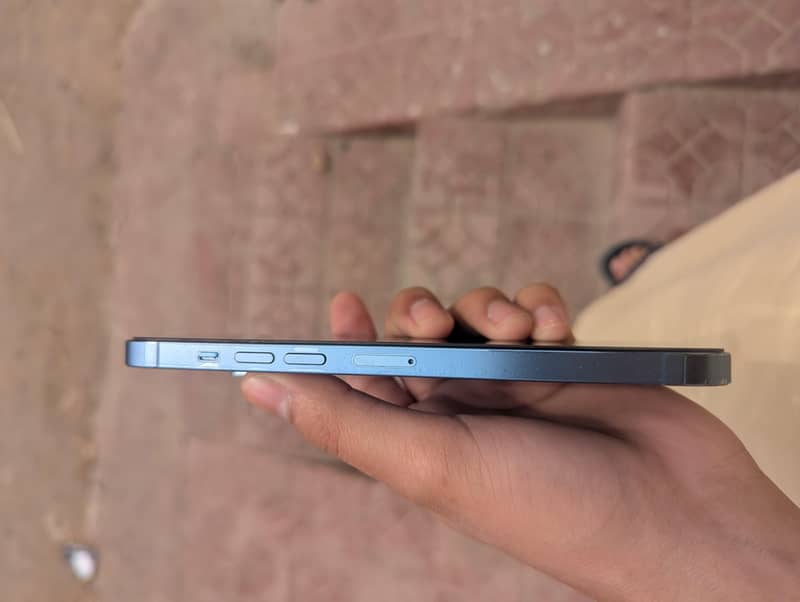 Apple iPhone 13 Pro Max 2