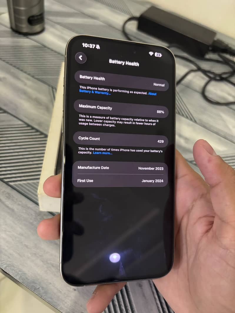 Apple iPhone 15 Pro Max 2