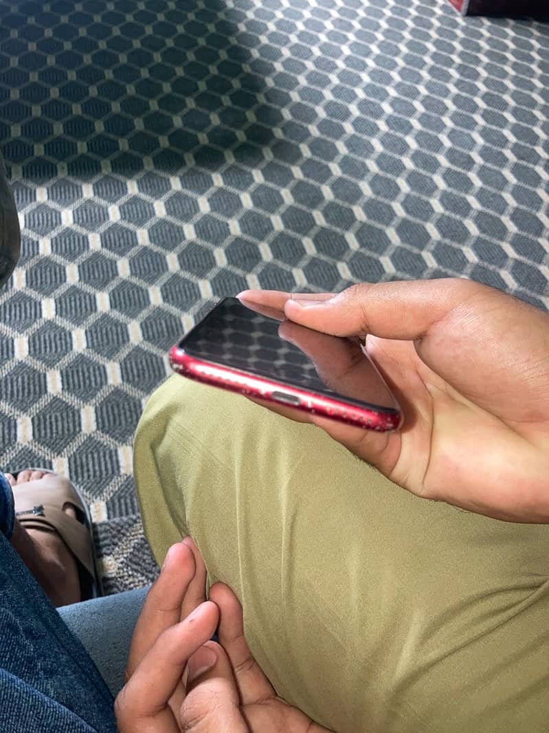 Apple iPhone SE 0